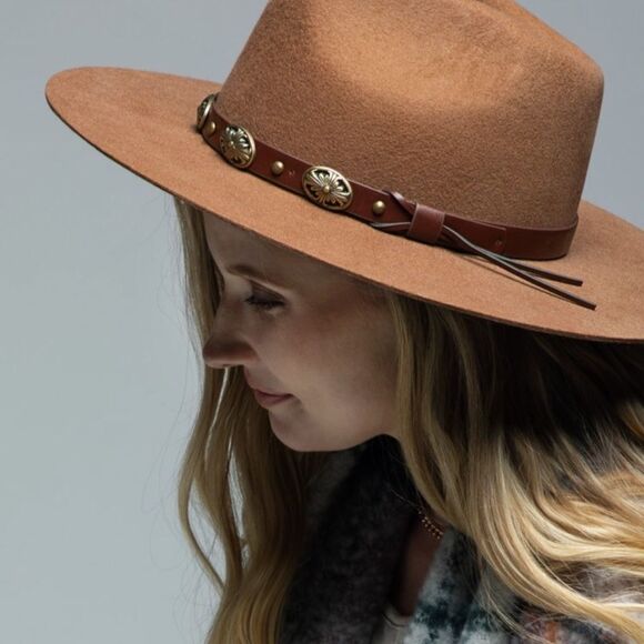 Western Wool Panama Hat with Gold Concho Metal Belt in BLACK - Picture 4 of 13